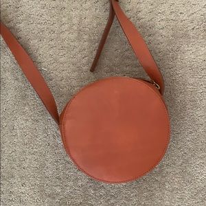 madewell circle crossbody bag